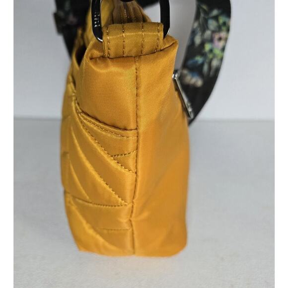 Lug Flare Crossbody Bag Purse Amber Light Weight with Lug Rodeo RFID Wristlet - Picture 6 of 16